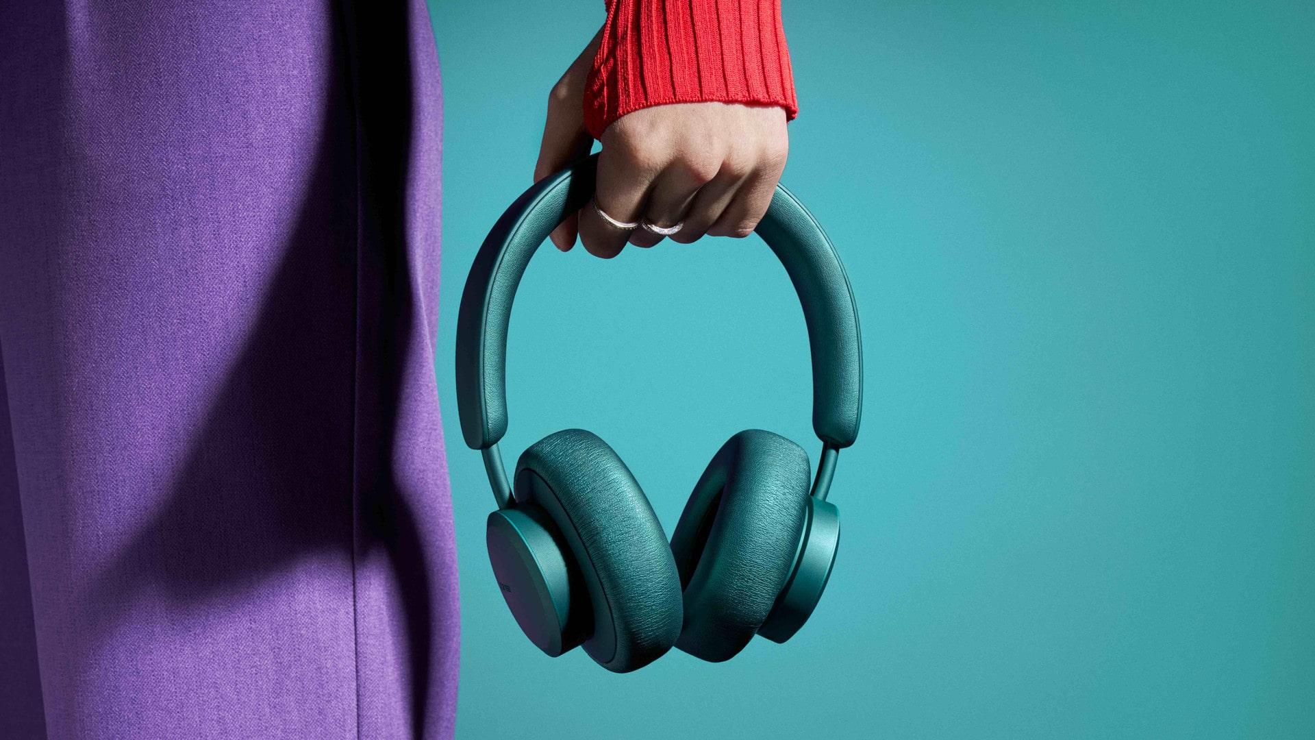 Wireless headphones from Urbanista.